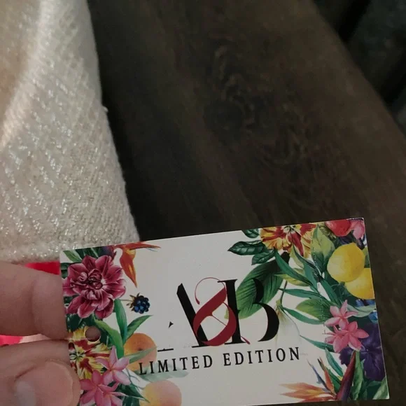 America & Beyond Rose’ All Day Embellished Glitter Beaded Tote NWT - Picture 6 of 7